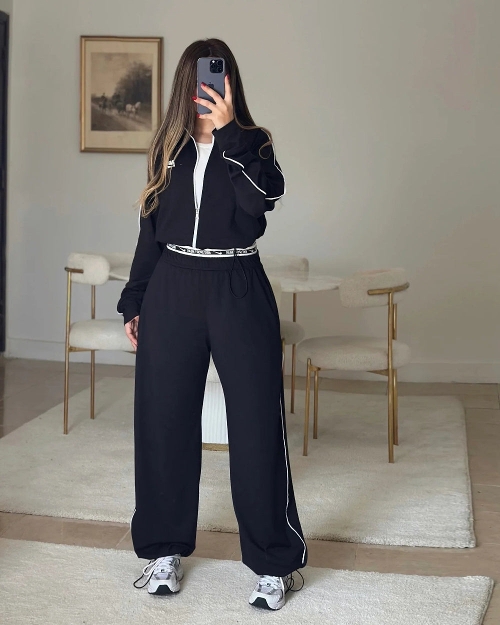 سوت NIKE 3 قطع ( سويت شيرت + بنطلون + توب ) S20 - Princess Store l برنسيس ستور