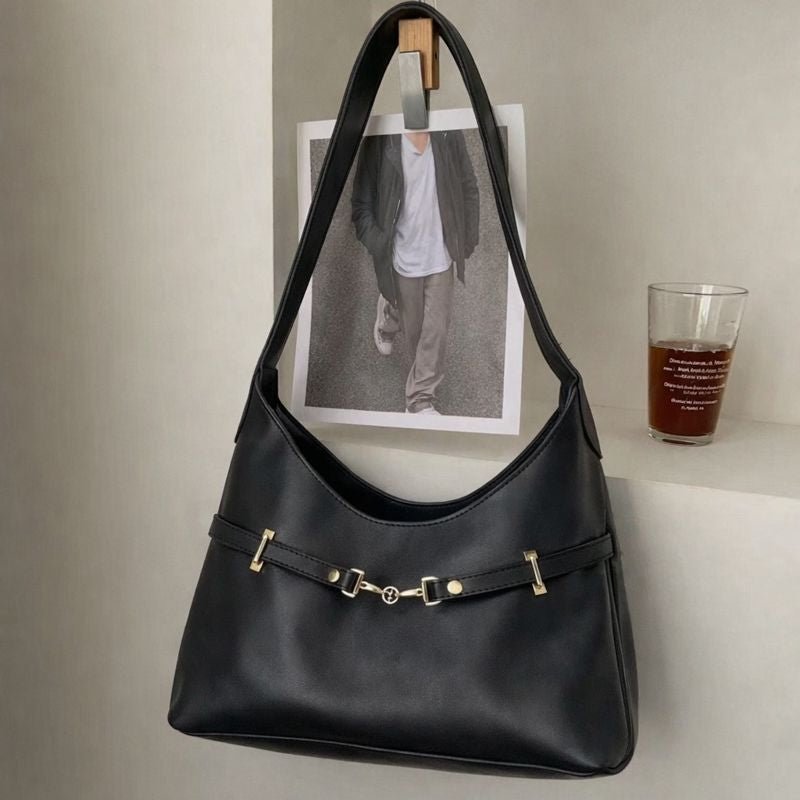 Minimal Shoulder Bag with Metal Detail – 32×20 cm BG8