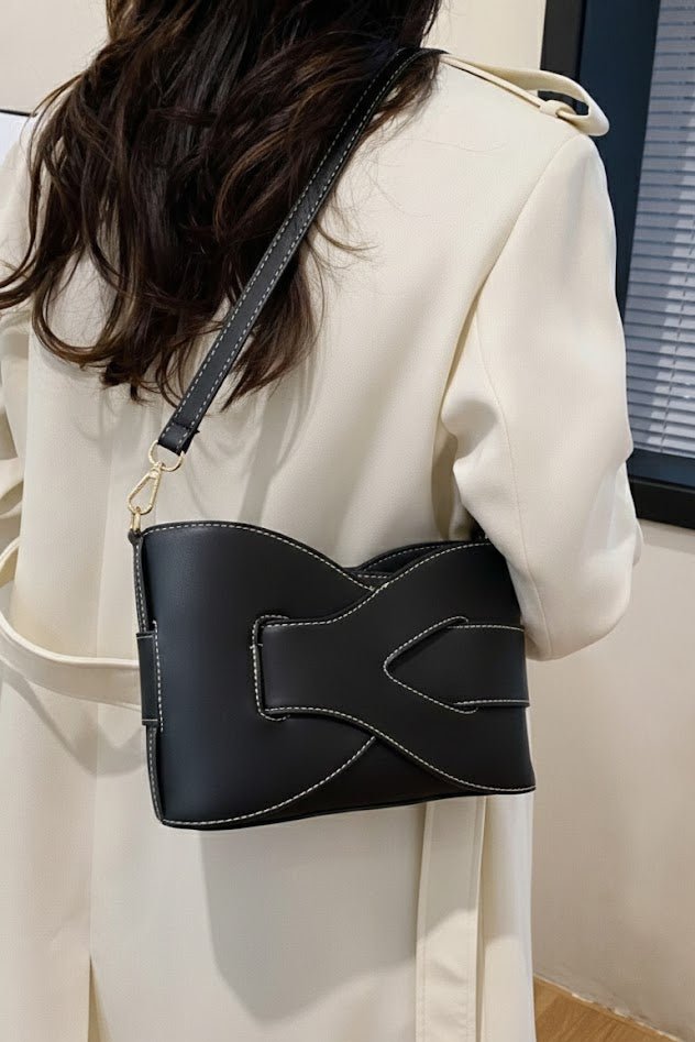 Modern Crossbody Bag – Effortless Style That Moves With You BG16