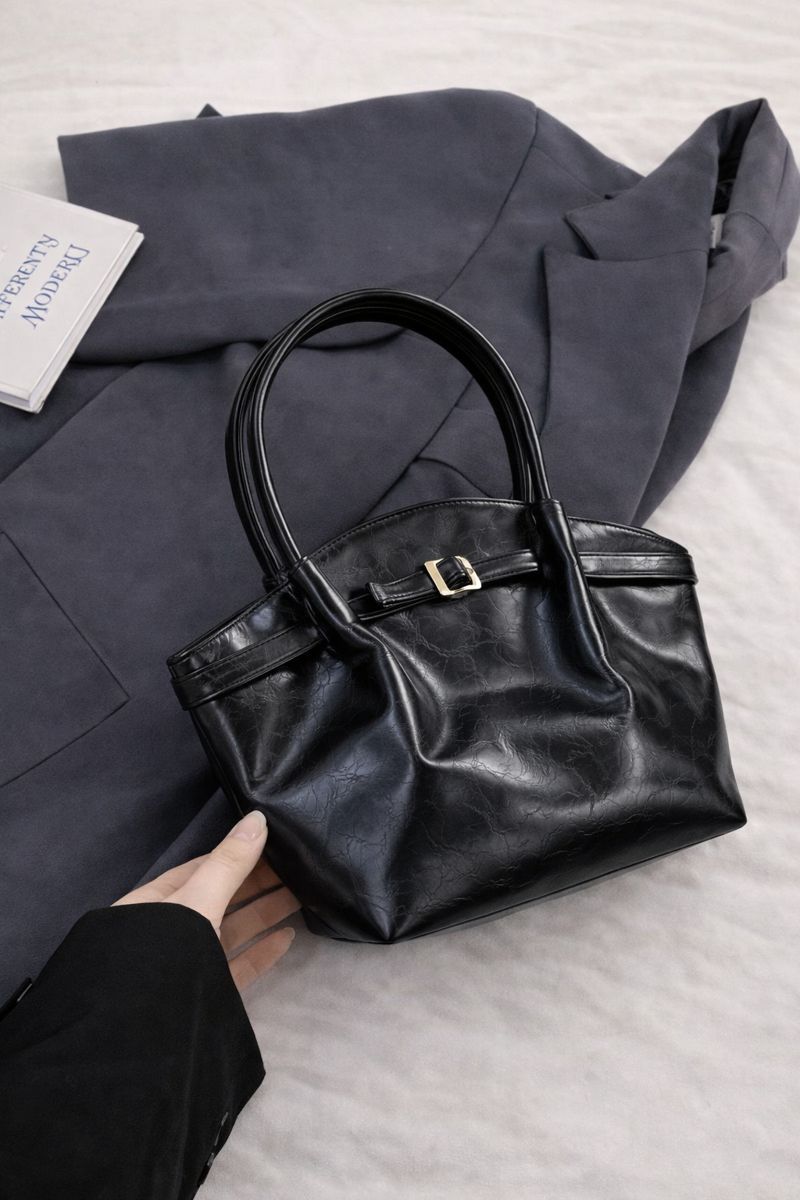 Spacious Everyday ToteBag – Carry More Without Losing Your Style BG9