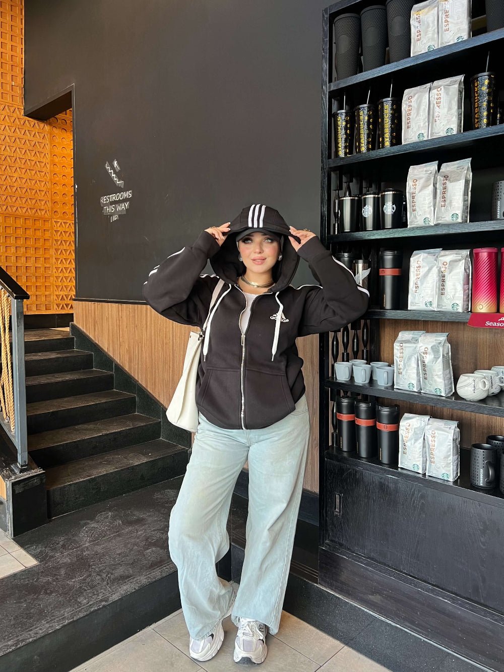 هودي بسوسته اديداس H21